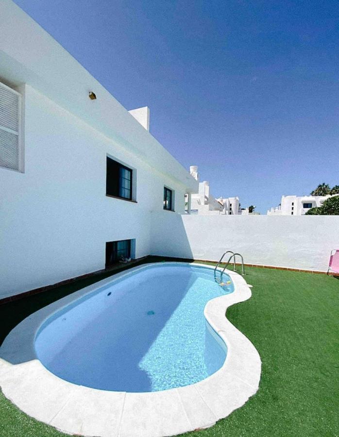 Long Beach Surf House Corralejo Ngoại thất bức ảnh